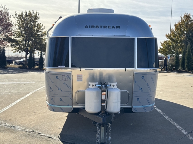 2026 Airstream Flying Cloud 30FB Bunk Queen — photo 4 of 8