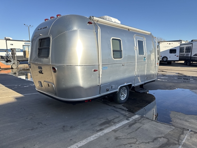 2026 Airstream Bambi 20FB — photo 7 of 8