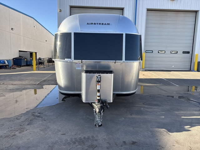 2026 Airstream Bambi 20FB — photo 4 of 8