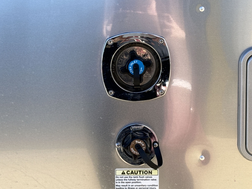 water-center-convenience-station