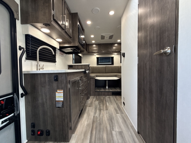 2026 Jayco Redhawk SE 20LF — photo 3 of 8