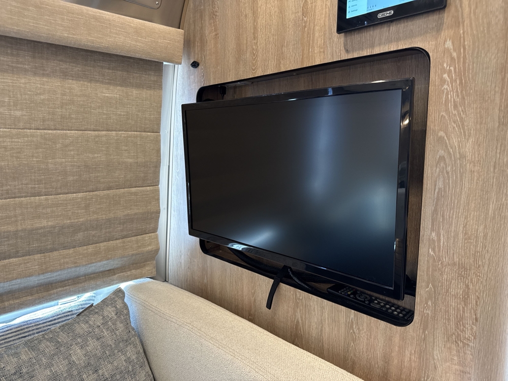 entertainment-center