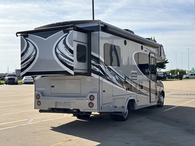 2022 Dynamax Isata 3 24RW — photo 8 of 8