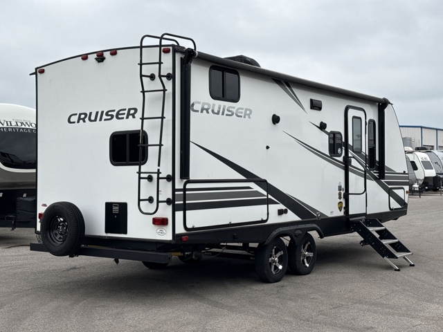 2022 Crossroads Cruiser Aire 22BH — photo 7 of 8