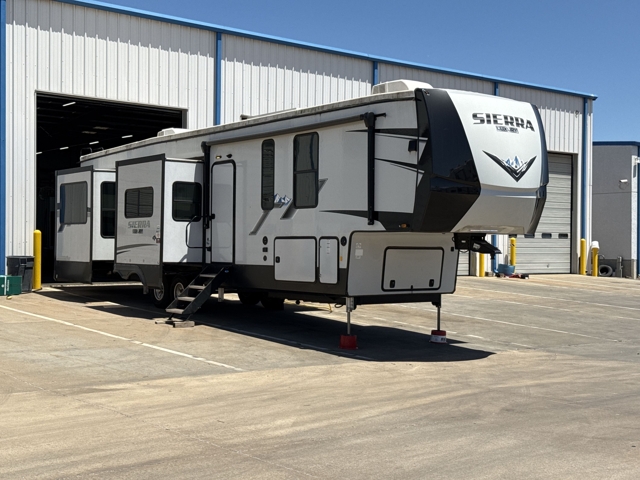 2022 Forest River Sierra Luxury 39BARK — photo 1 of 8