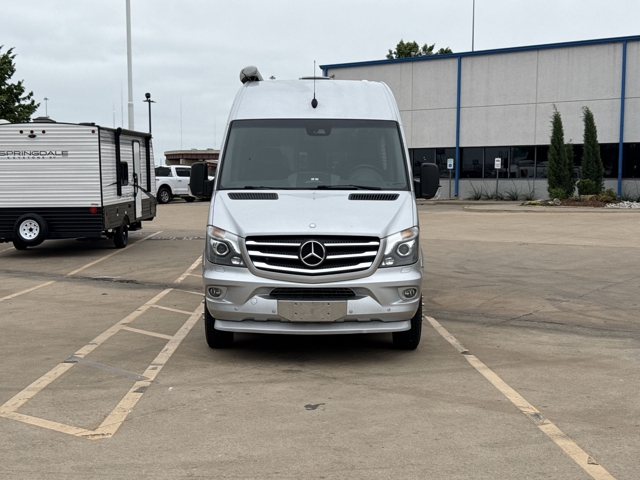 2015 Airstream Interstate 3500 Lounge — photo 4 of 8