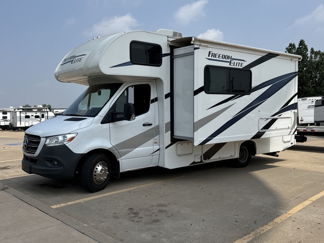 2024 Thor Freedom Elite 24FL — photo 6 of 8