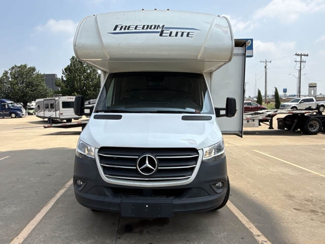 2024 Thor Freedom Elite 24FL — photo 5 of 8