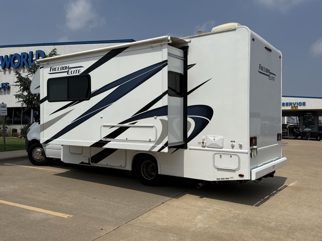 2024 Thor Freedom Elite 24FL — photo 7 of 8