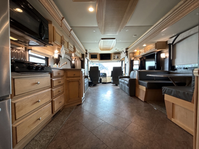 2015 Newmar Ventana LE 3812 — photo 3 of 8