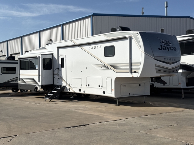2027 Jayco Eagle 355MBQS — photo 1 of 8