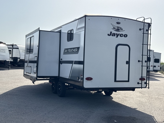 2027 Jayco Jay Feather 21MBH — photo 7 of 8