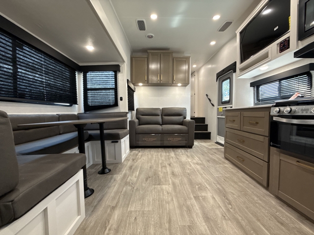 2027 Jayco Eagle Sle 28BHU — photo 4 of 8