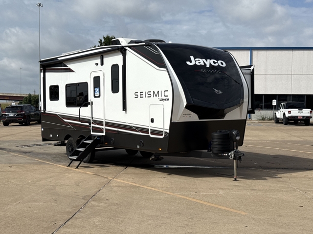 2027 Jayco Seismic 214 — photo 1 of 8
