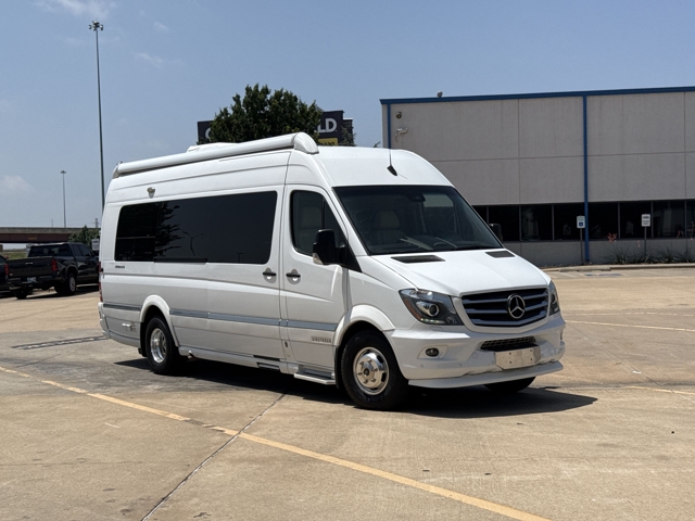 2018 Airstream Interstate Ext Lounge — photo 1 of 8