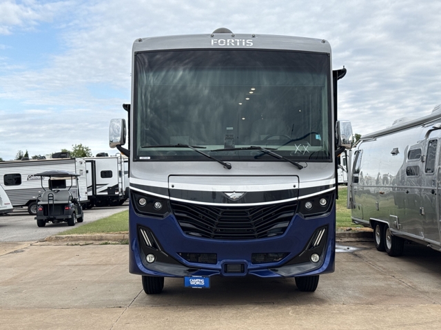 2024 Fleetwood Fortis 36Y — photo 5 of 8