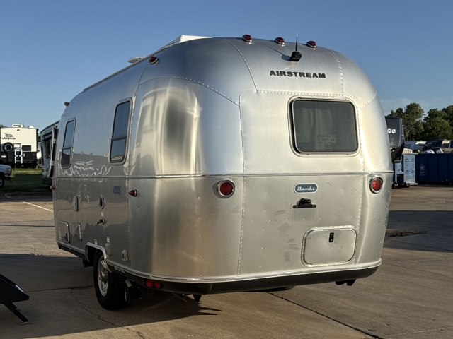 2024 Airstream Bambi 19CB — photo 7 of 8