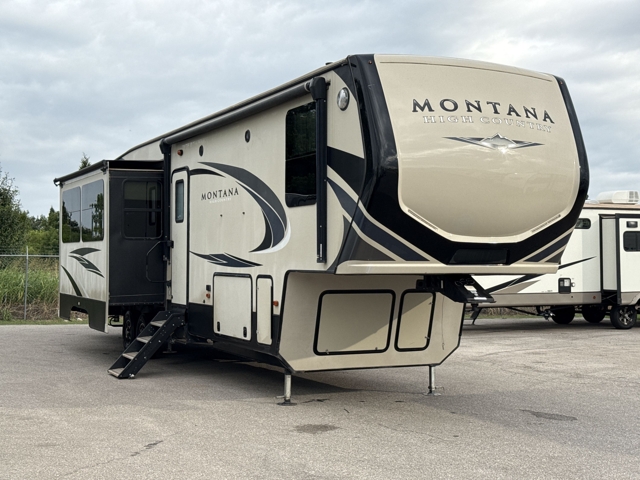 2018 Keystone Montana High Country 365BH — photo 1 of 8