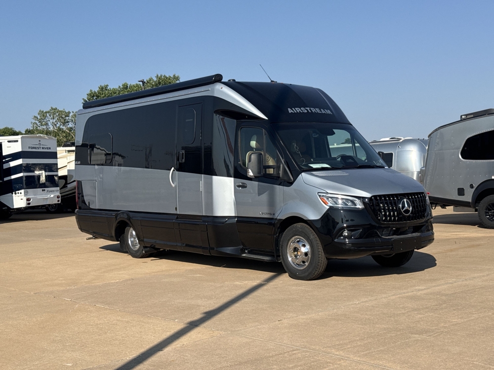 2027 Airstream Atlas