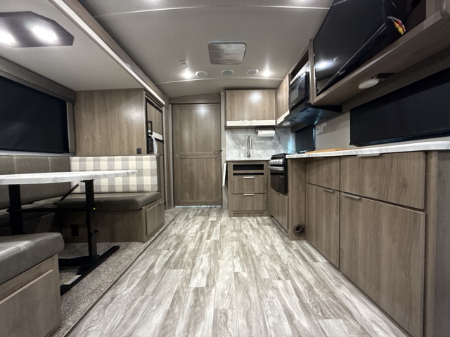 2021 Grand Design Imagine 2500RL — photo 3 of 8