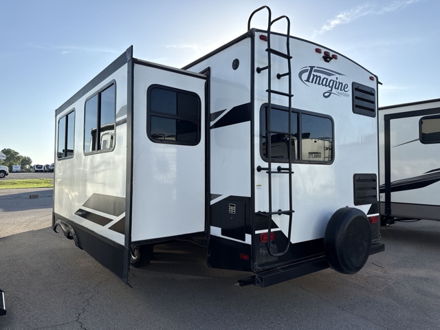 2021 Grand Design Imagine 2670MK — photo 6 of 8