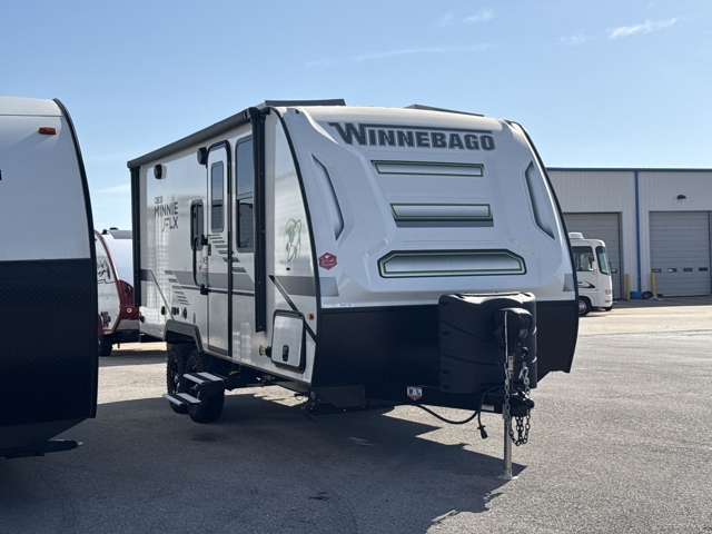 2022 Winnebago Micro Minnie 2108DS — photo 1 of 8