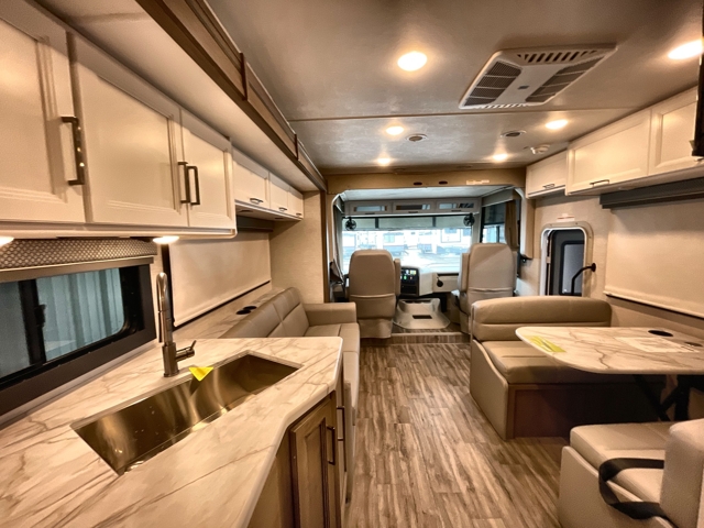 2026 Thor Freedom Traveler A29 — photo 4 of 8