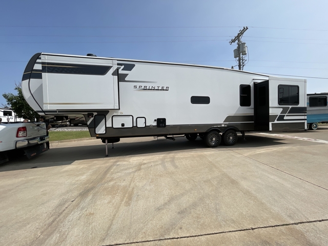 2025 Keystone Sprinter 3520RDS — photo 6 of 8