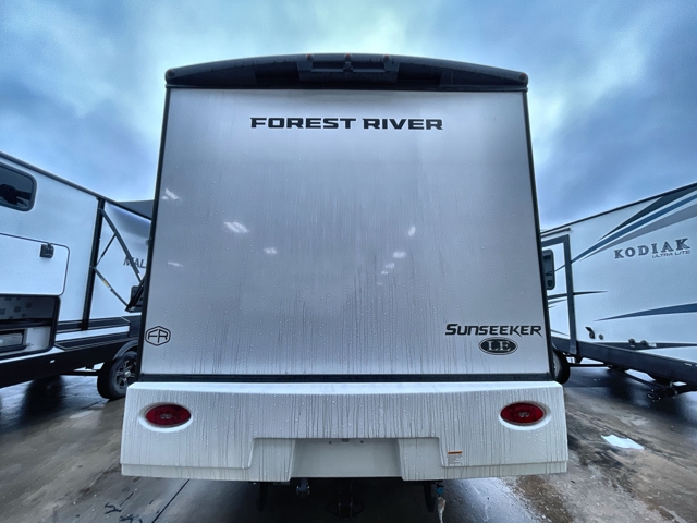 2026 Forest River Sunseeker LE 2850SF — photo 6 of 8
