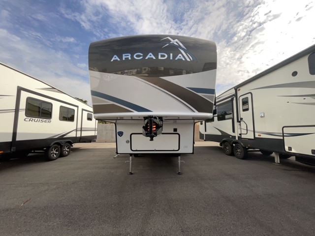2025 Keystone Arcadia Super Lite 242SLMD — photo 5 of 8