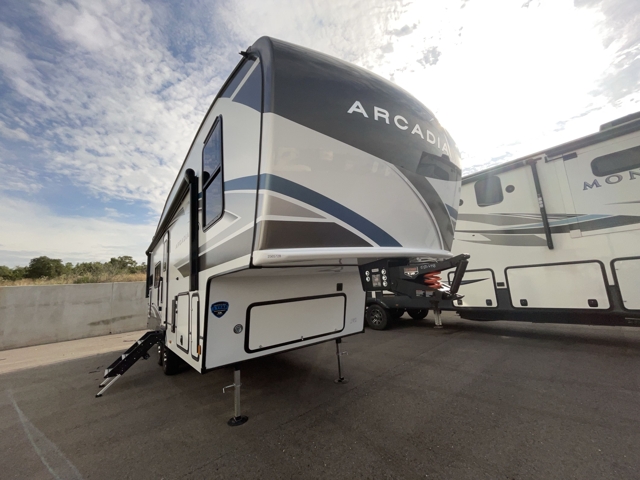 2025 Keystone Arcadia Super Lite 242SLMD — photo 1 of 8