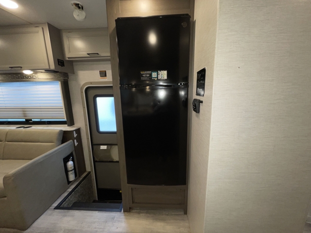 2024 Thor Freedom Traveler A32 — photo 8 of 8