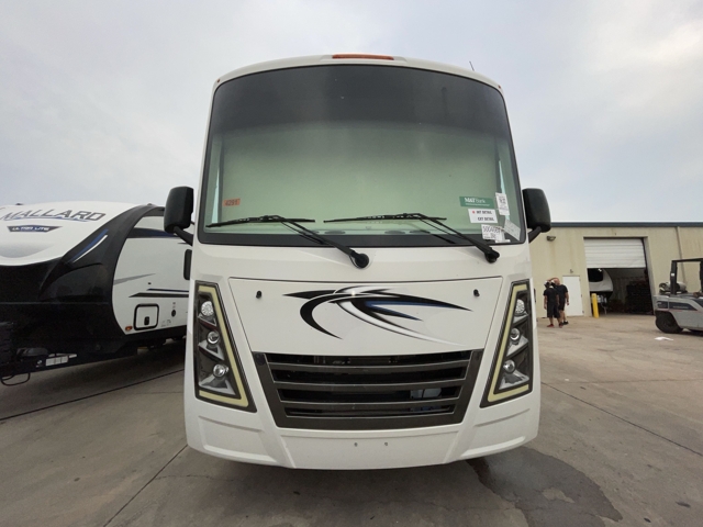 2024 Thor Freedom Traveler A32 — photo 5 of 8