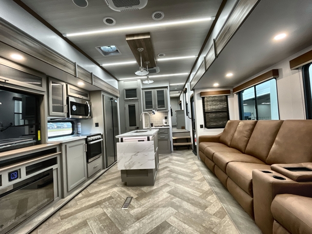 2026 Keystone Sprinter 3920DSL — photo 4 of 8
