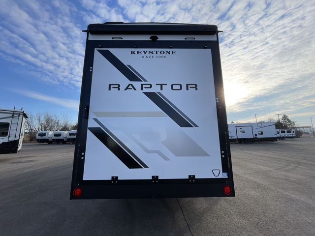 2026 Keystone Raptor 352 — photo 6 of 8