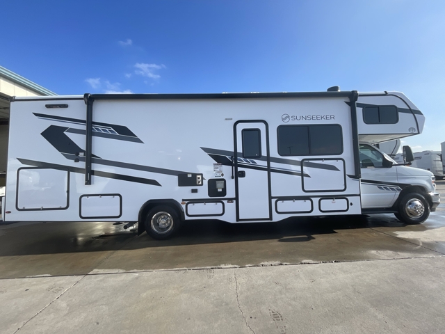 2026 Forest River Sunseeker 3050SF — photo 6 of 8