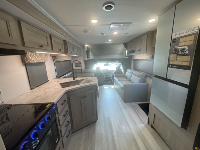 2026 Forest River Sunseeker 3050SF — photo 3 of 8