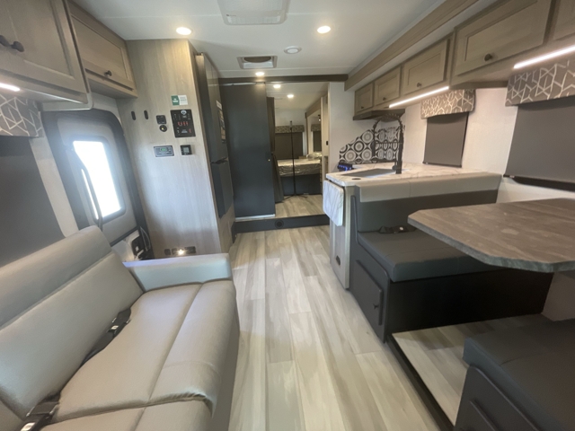 2026 Forest River Sunseeker 3050SF — photo 4 of 8