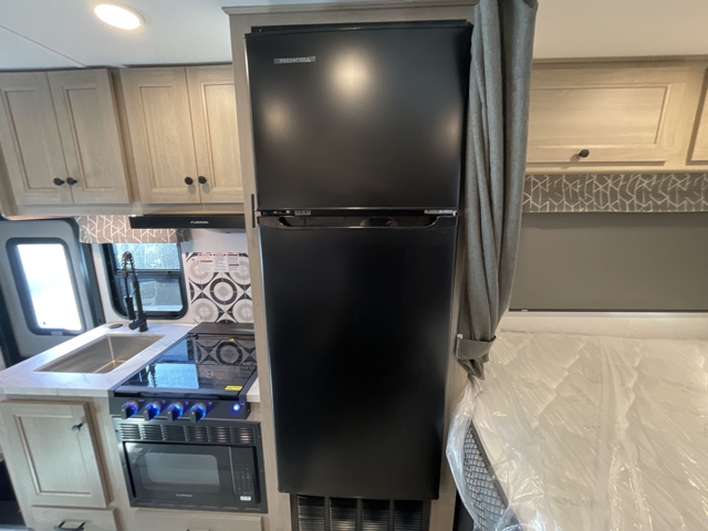 2026 Forest River Sunseeker LE 2350F — photo 8 of 8