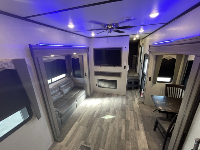 2021 Crossroads Volante 3880MK — photo 3 of 8