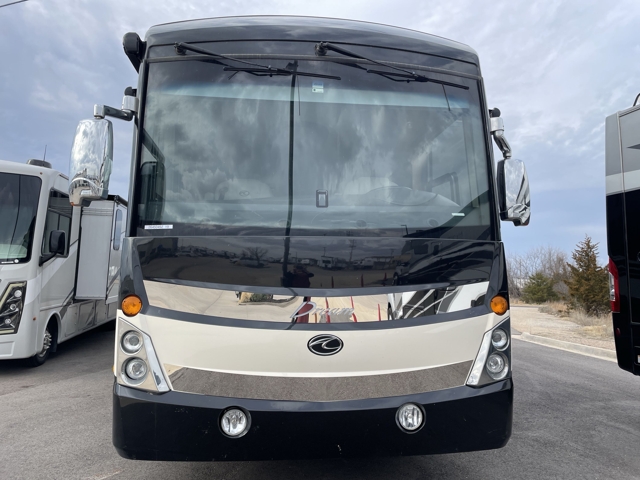 2019 American Coach Dream 45A — photo 5 of 8