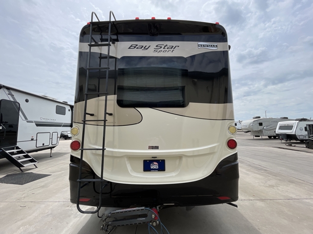2017 Newmar Bay Star Sport 3013 — photo 6 of 8