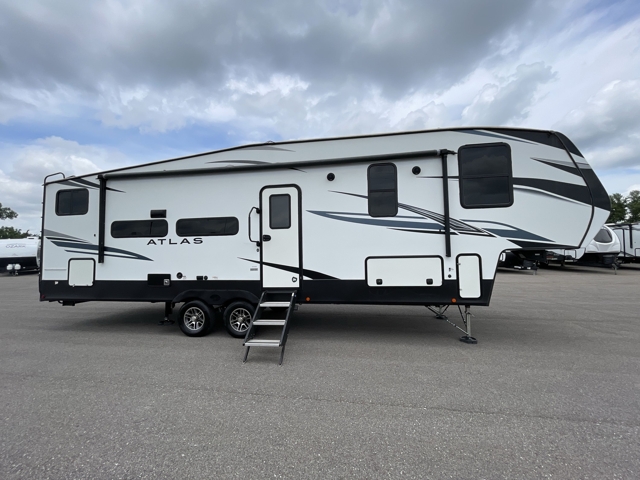 2023 Dutchmen Atlas 2942BHF — photo 6 of 8