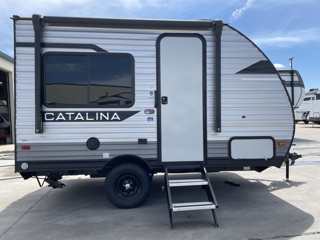 2025 Coachmen Catalina Summit 134RDX — photo 6 of 8