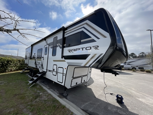 RV carousel image 1