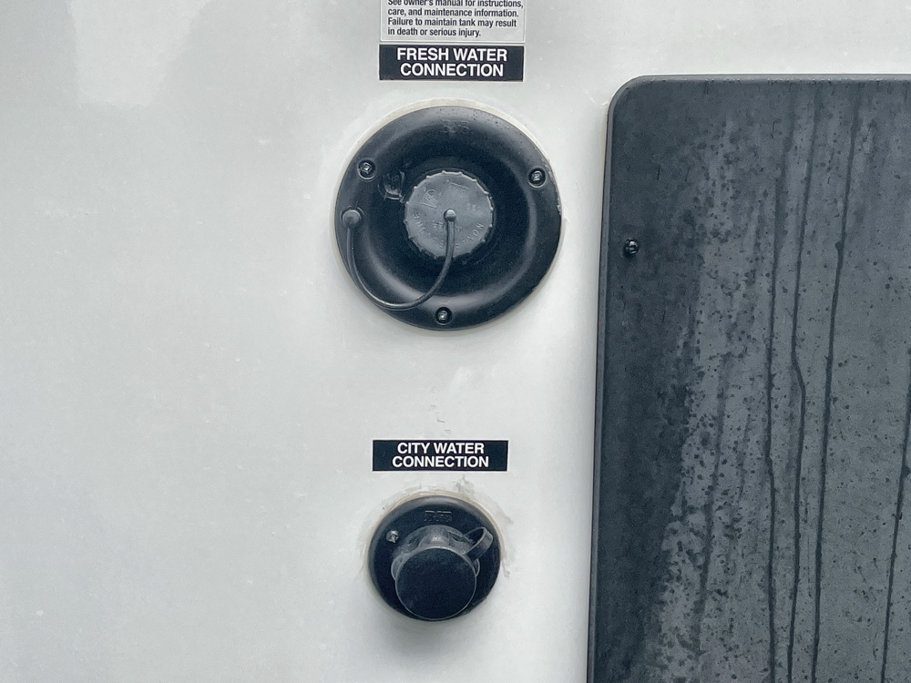 water-center-convenience-station