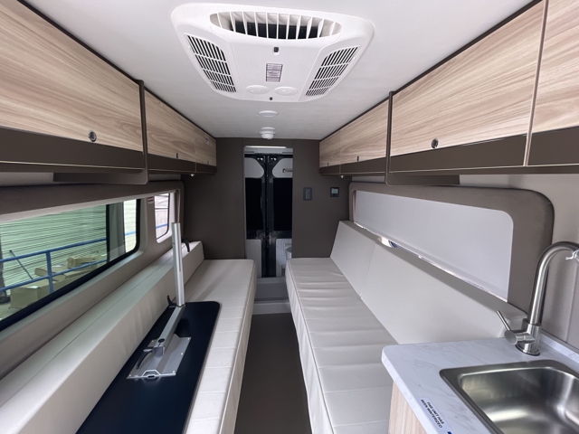 2027 Jayco Swift 20T — photo 3 of 8