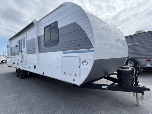 RV carousel image 1