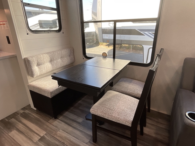 2026 Jayco Jay Flight Bungalow 404LOFT — photo 8 of 8
