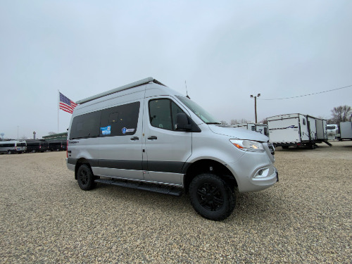 RV carousel image 1